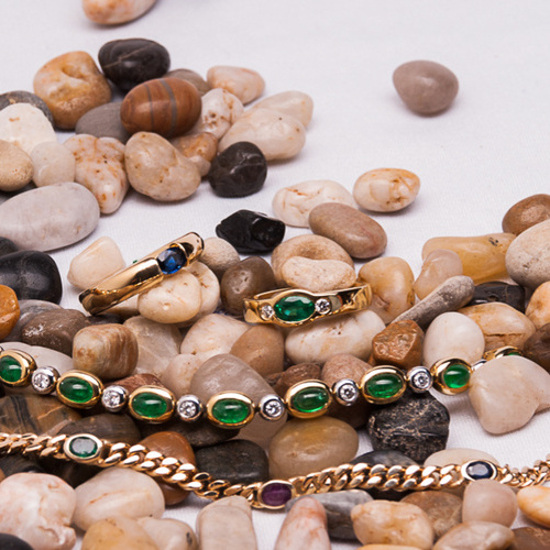 Ring Gelbgold mit Saphir&period;